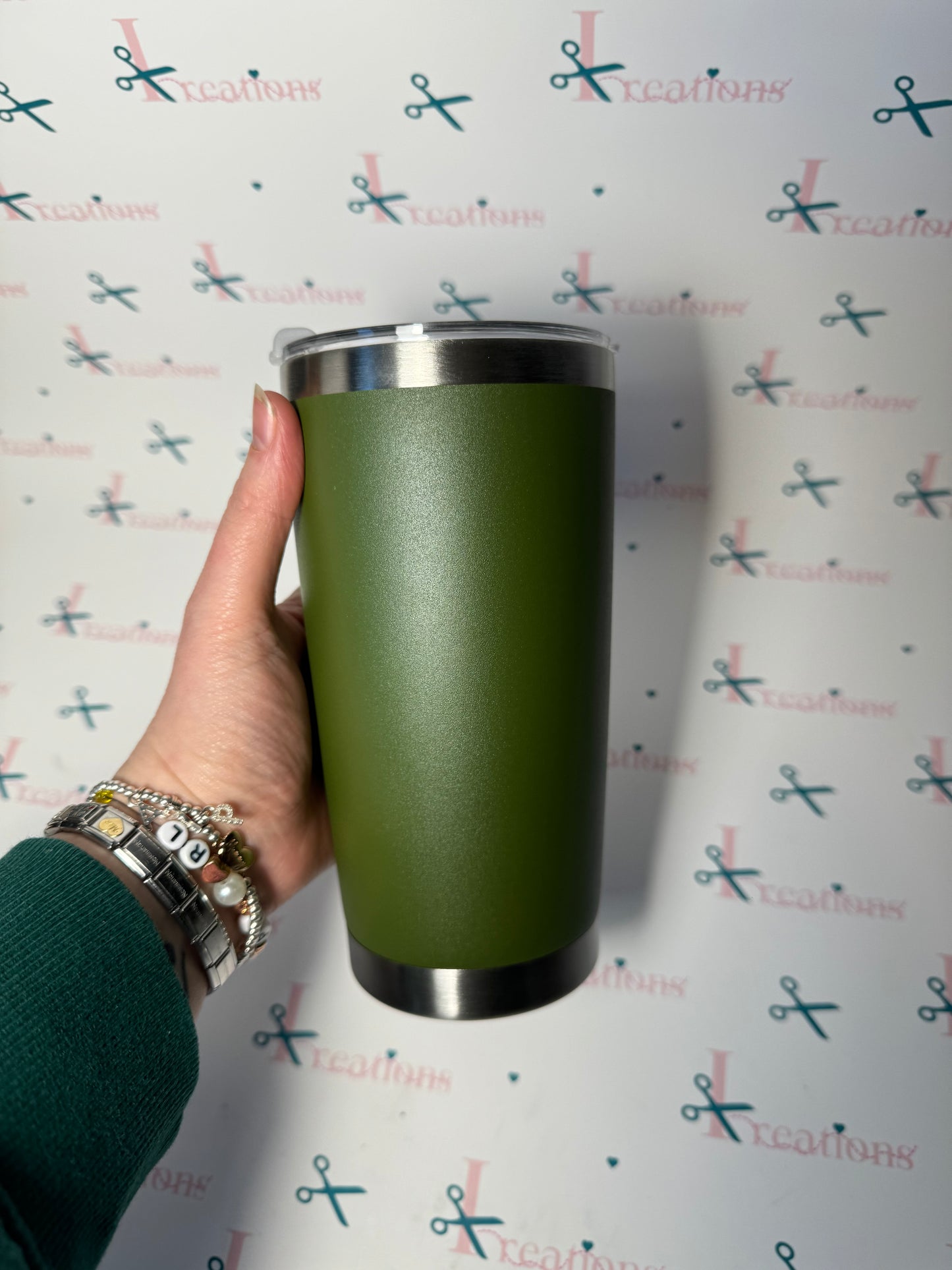 Travel mug green - personalised
