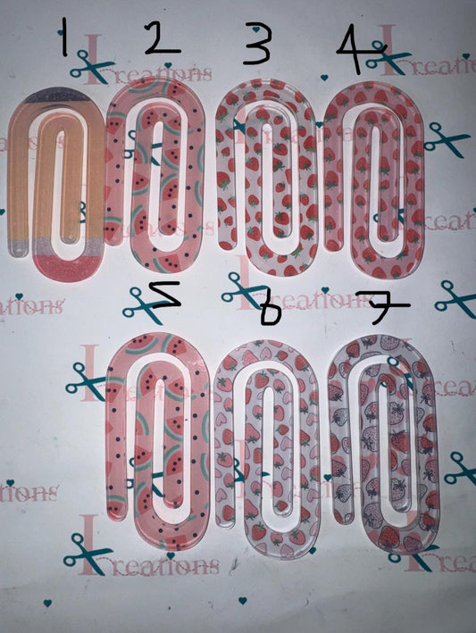 Jumbo paper clip bookmark