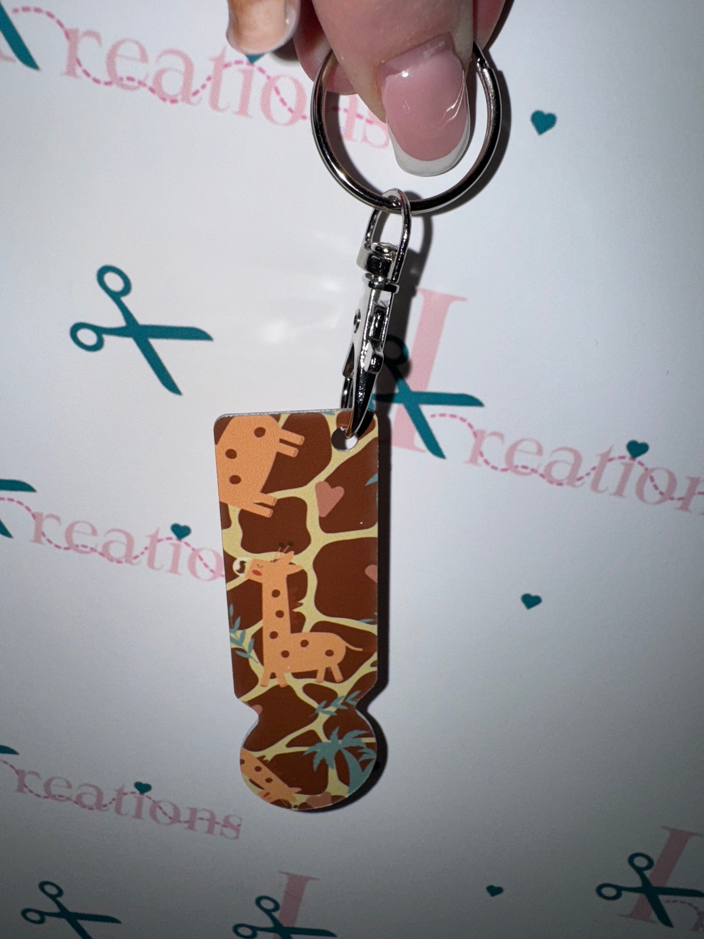 Giraffe print design Trolley Keychain 🦒